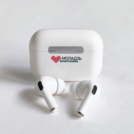 наушники с лого